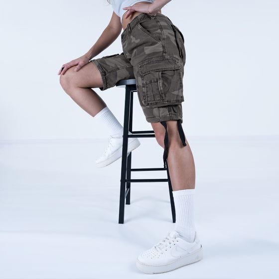 Surplus Airborne Vintage Shorts Damen - Verwaschenes schwarzes Tarnmuster